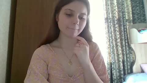 little_shygirl_ online show from 24, 2, 2025