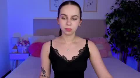Snapshot of little_siin chatting on 10, 6, 2026 little_siin online show from 10, 6, 2026