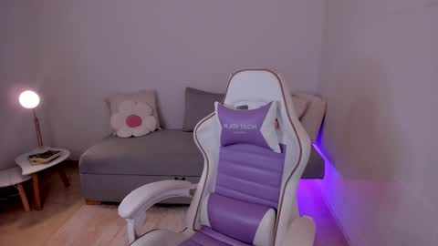 Xiom online show from 24, 10, 2025