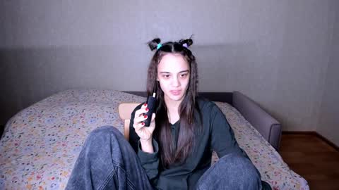 littleashleyy online show from 27, 12, 2024