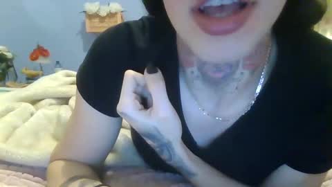 Snapshot of littlebitchalicyah chatting on 24, 1, 2025 alicyah online show from 24, 1, 2025