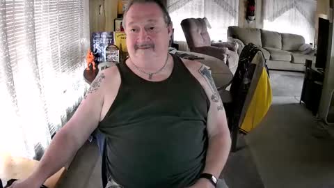 Snapshot of littled83057 chatting on 13, 5, 2026 Littled83057 online show from 13, 5, 2026