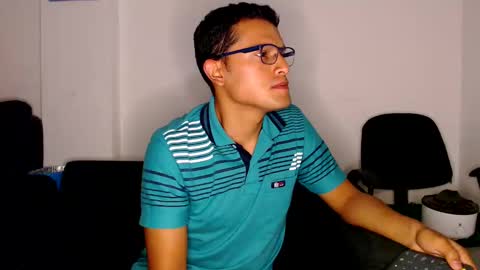 Snapshot of littledicklatin chatting on 9, 3, 2025 Manu online show from 9, 3, 2025