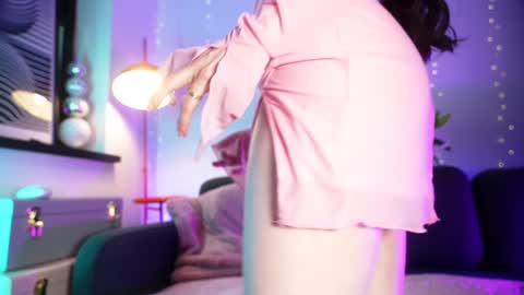 Snapshot of littlee33 chatting on 16, 1, 2026 Emily Hill online show from 16, 1, 2026