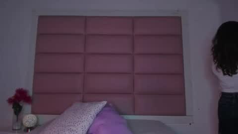 littlee_emma_ online show from 7, 1, 2026