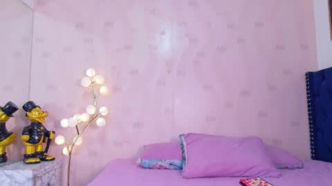 Snapshot of littleebonymommy chatting on 1, 5, 2026 Tania online show from 1, 5, 2026