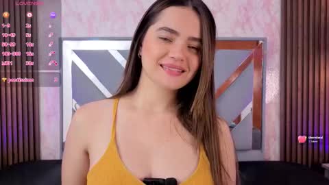 Snapshot of littleesara18 chatting on 8, 3, 2026 Sara online show from 8, 3, 2026