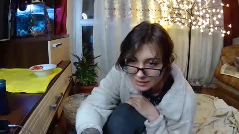 littlehappines online show from 26, 10, 2025