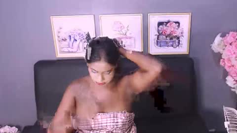 littleindianmilf online show from 15, 1, 2025