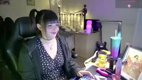 LittleLavenderrzz online show from 9, 2, 2026