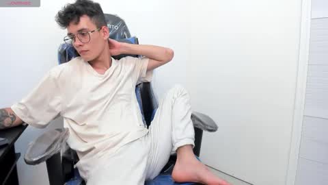 MAX online show from 7, 11, 2025