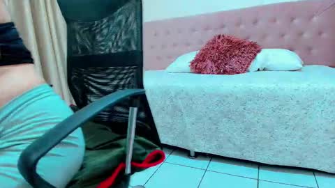 Sarahs Room online show from 12, 3, 2026