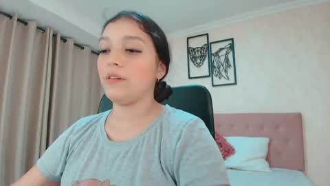 Snapshot of littlemolly_pregnant chatting on 18, 7, 2026 Sarahs Room online show from 18, 7, 2026