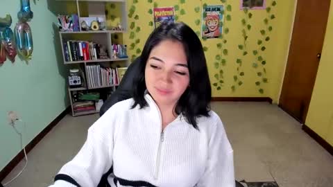 Snapshot of littleprety6969 chatting on 6, 1, 2025 Mia  Wednesday to Sunday 730 am to 1030 am Colombian Hour D online show from 6, 1, 2025
