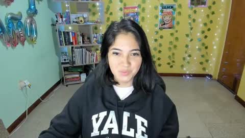 Snapshot of littleprety6969 chatting on 18, 1, 2025 Mia  Wednesday to Sunday 730 am to 1030 am Colombian Hour D online show from 18, 1, 2025