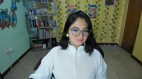 Snapshot of littleprety6969 chatting on 20, 1, 2025 Mia  Wednesday to Sunday 730 am to 1030 am Colombian Hour D online show from 20, 1, 2025