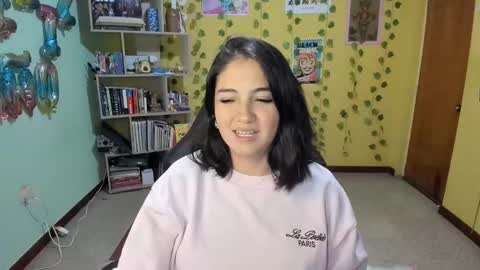Snapshot of littleprety6969 chatting on 17, 2, 2025 Mia  Wednesday to Sunday 730 am to 1030 am Colombian Hour D online show from 17, 2, 2025