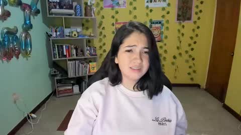 Snapshot of littleprety6969 chatting on 17, 2, 2025 Mia  Wednesday to Sunday 730 am to 1030 am Colombian Hour D online show from 17, 2, 2025