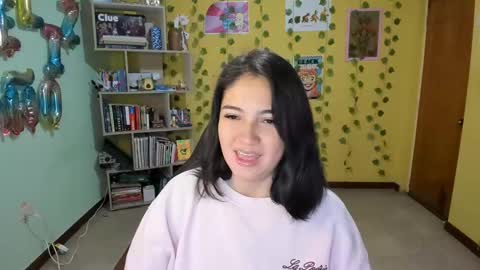 Snapshot of littleprety6969 chatting on 17, 2, 2025 Mia  Wednesday to Sunday 730 am to 1030 am Colombian Hour D online show from 17, 2, 2025