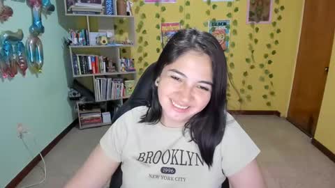 Snapshot of littleprety6969 chatting on 9, 3, 2025 Mia  Wednesday to Sunday 730 am to 1030 am Colombian Hour D online show from 9, 3, 2025