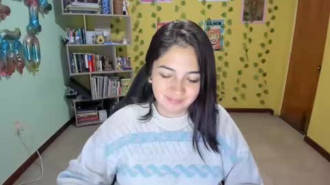 Snapshot of littleprety6969 chatting on 10, 3, 2025 Mia  Wednesday to Sunday 730 am to 1030 am Colombian Hour D online show from 10, 3, 2025