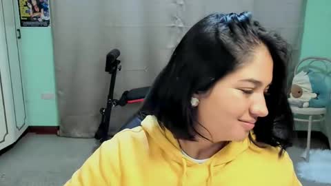 Snapshot of littleprety6969 chatting on 17, 9, 2025 Mia  Wednesday to Sunday 730 am to 1030 am Colombian Hour D online show from 17, 9, 2025