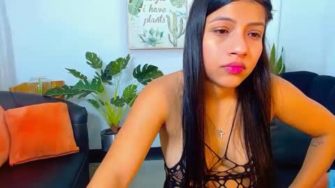 zara online show from 8, 2, 2025