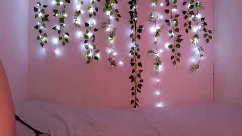 Moon online show from 20, 10, 2025