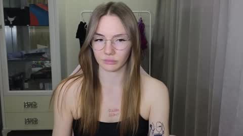 Snapshot of littlevildevil chatting on 15, 1, 2025 Eliana online show from 15, 1, 2025