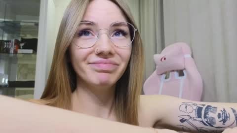 Snapshot of littlevildevil chatting on 28, 1, 2025 Eliana online show from 28, 1, 2025