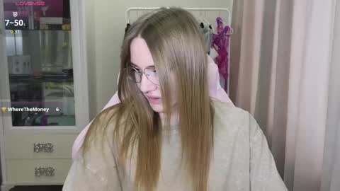 Snapshot of littlevildevil chatting on 22, 2, 2025 Eliana online show from 22, 2, 2025