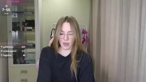 Snapshot of littlevildevil chatting on 2, 3, 2025 Eliana online show from 2, 3, 2025