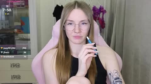 Snapshot of littlevildevil chatting on 8, 3, 2025 Eliana online show from 8, 3, 2025