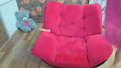 HELLEN online show from 25, 2, 2025