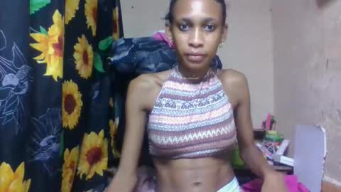 Snapshot of littleyanah chatting on 30, 4, 2026 yanah online show from 30, 4, 2026