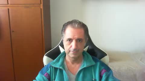 liuk53 online show from 25, 4, 2026
