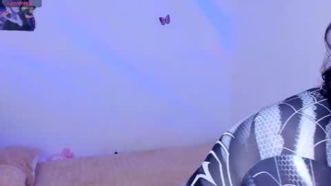 Snapshot of livemakio chatting on 1, 11, 2025 Liz online show from 1, 11, 2025