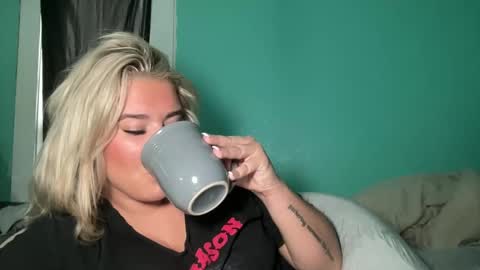 Livvy online show from 7, 10, 2025