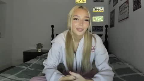 Livvy online show from 5, 5, 2026