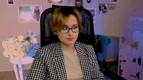 Snapshot of lixeluna chatting on 22, 5, 2026 LixeLuna online show from 22, 5, 2026
