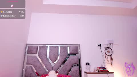 Vanessa online show from 26, 2, 2025