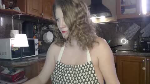 Snapshot of lizacakes chatting on 27, 2, 2025 LizaCakes online show from 27, 2, 2025
