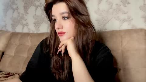 lizamartina online show from 10, 3, 2025