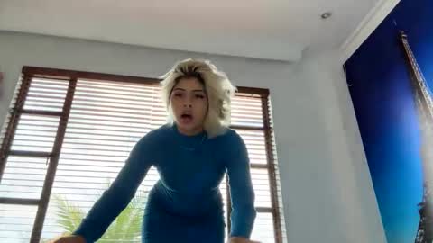 Lizeth online show from 4, 1, 2025