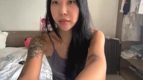 Lizz online show from 5, 11, 2025