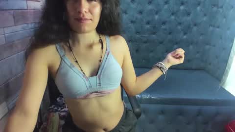 lizeth_garcia_ online show from 18, 10, 2025