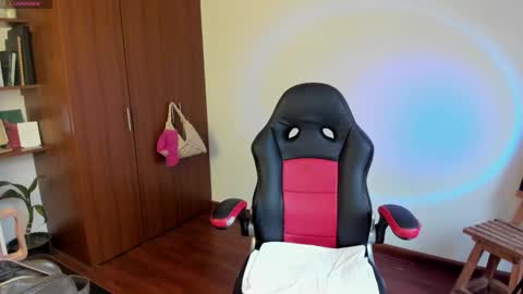 lizynick online show from 25, 3, 2026