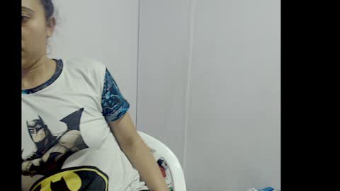 Snapshot of lizz1305 chatting on 5, 2, 2025 lizz1305 online show from 5, 2, 2025