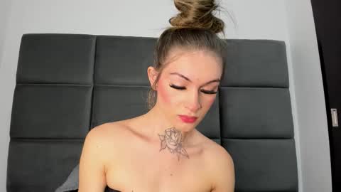 lizz_luna online show from 7, 10, 2025