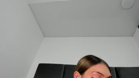 lizz_luna online show from 17, 10, 2025